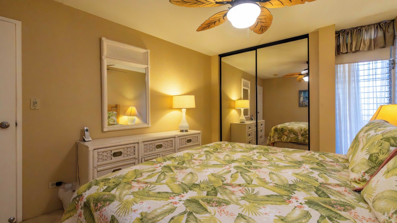 Photo of Bedroom in Maalaea