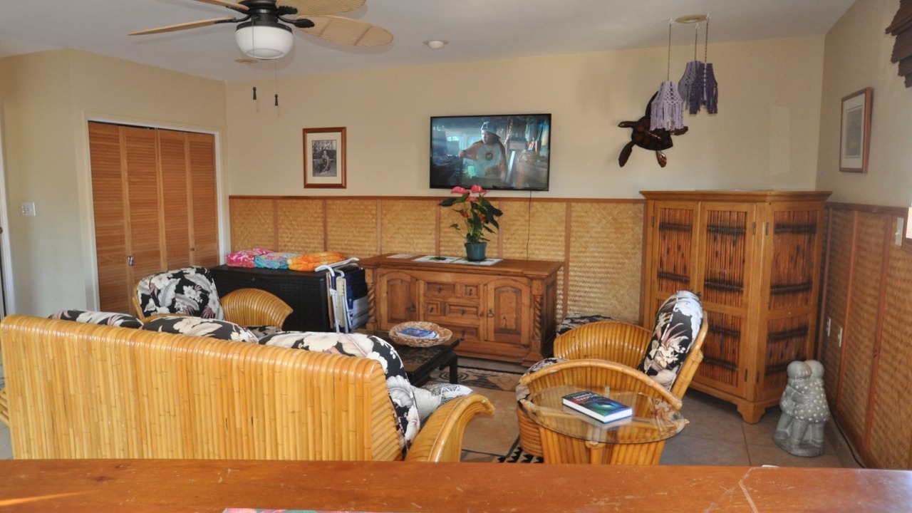 Photo of Livingroom in Waikoloa