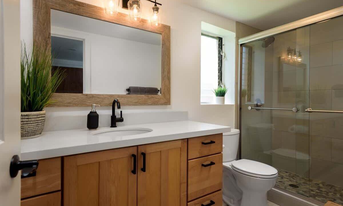 Photo of Bathroom in Maalaea