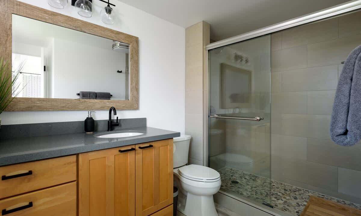 Photo of Bathroom in Maalaea