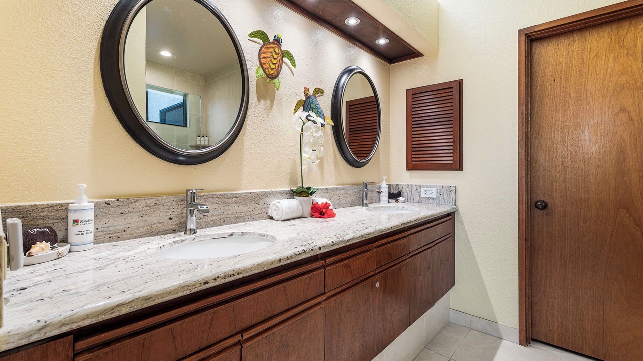 Photo of Bathroom in Waikoloa