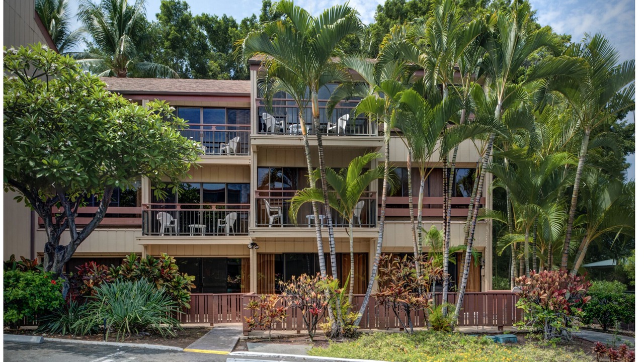 Photo of Patio Balcony in Historic Kailua Village