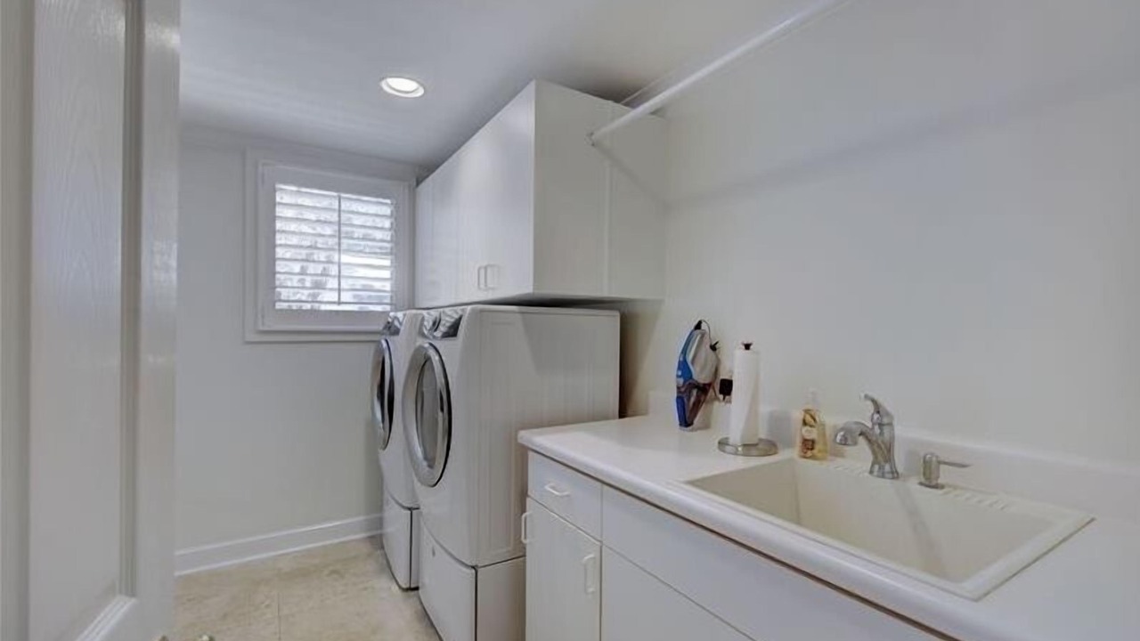 Photo of Bedroom in East Beach