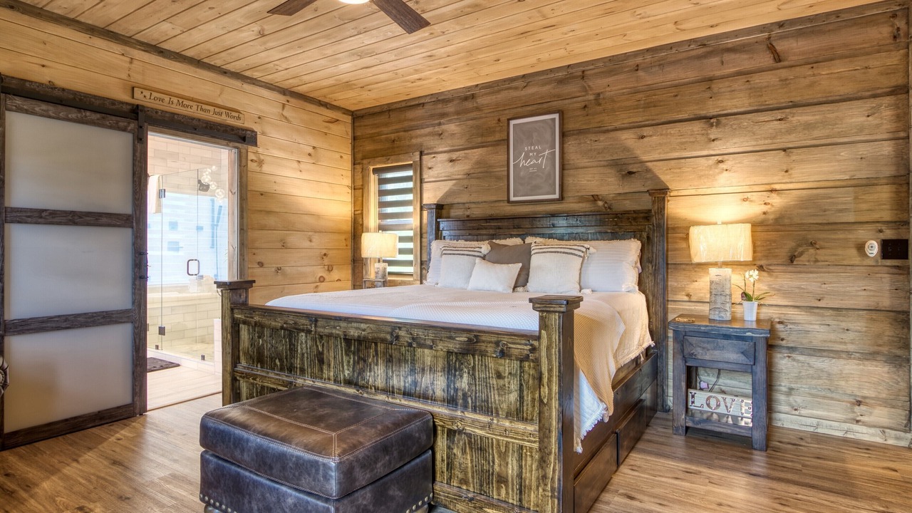 Photo of Bedroom in Chalet Village North