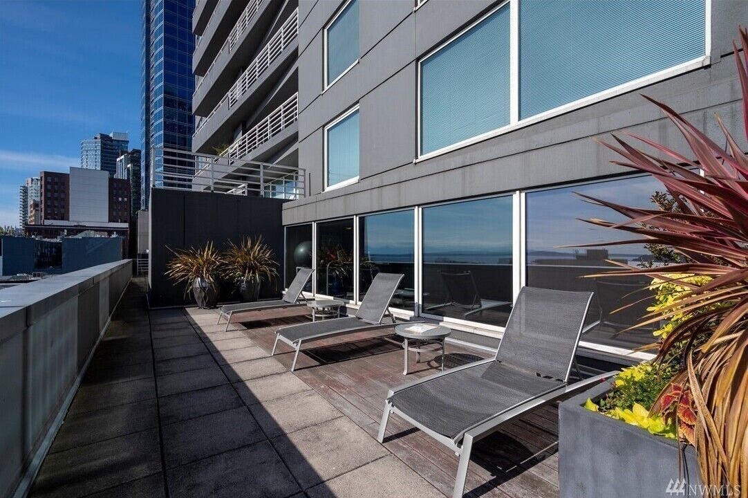 Photo of Patio Balcony in Downtown Seattle