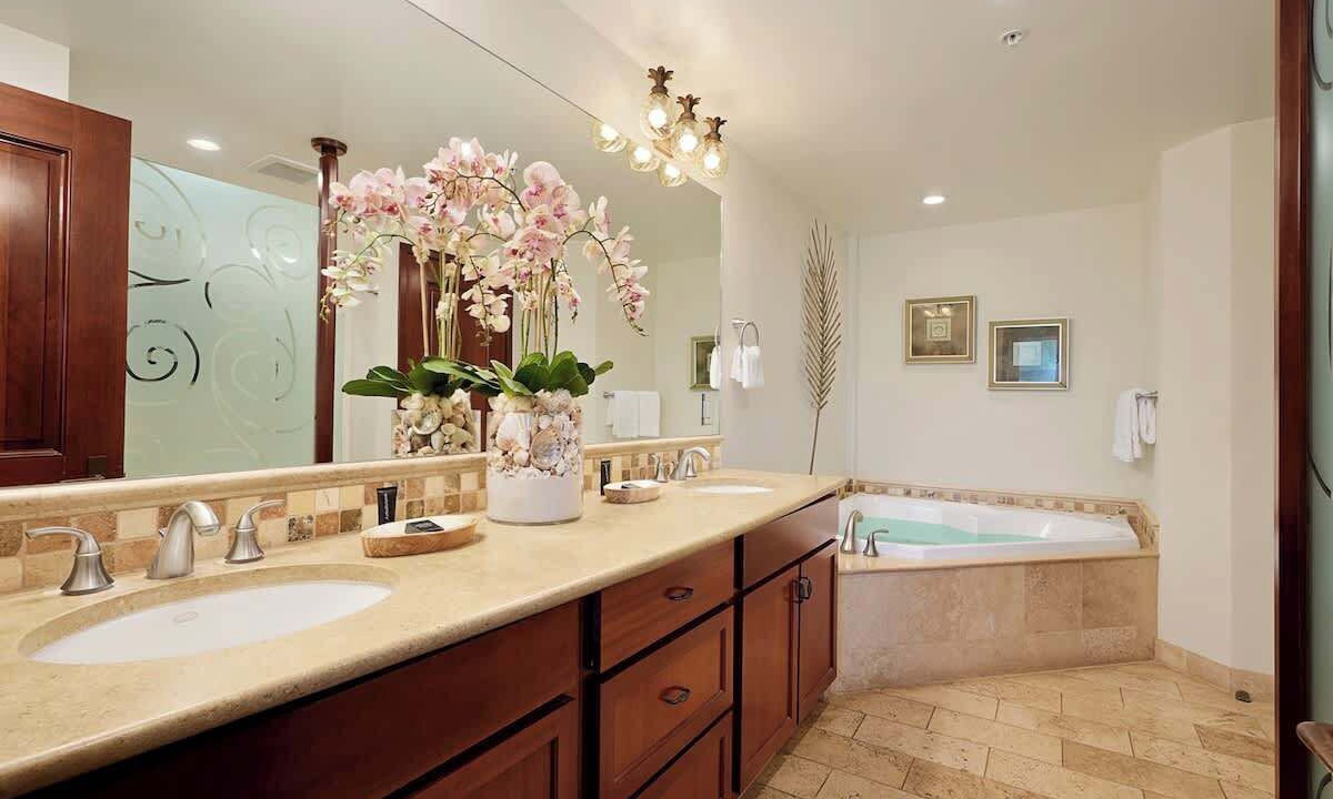 Photo of Bathroom in Wailua