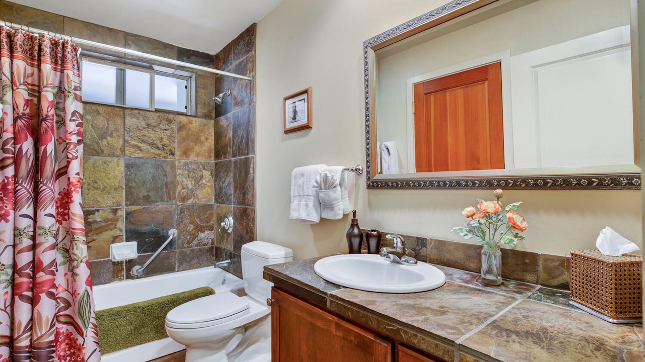 Photo of Bathroom in Kailua-Kona
