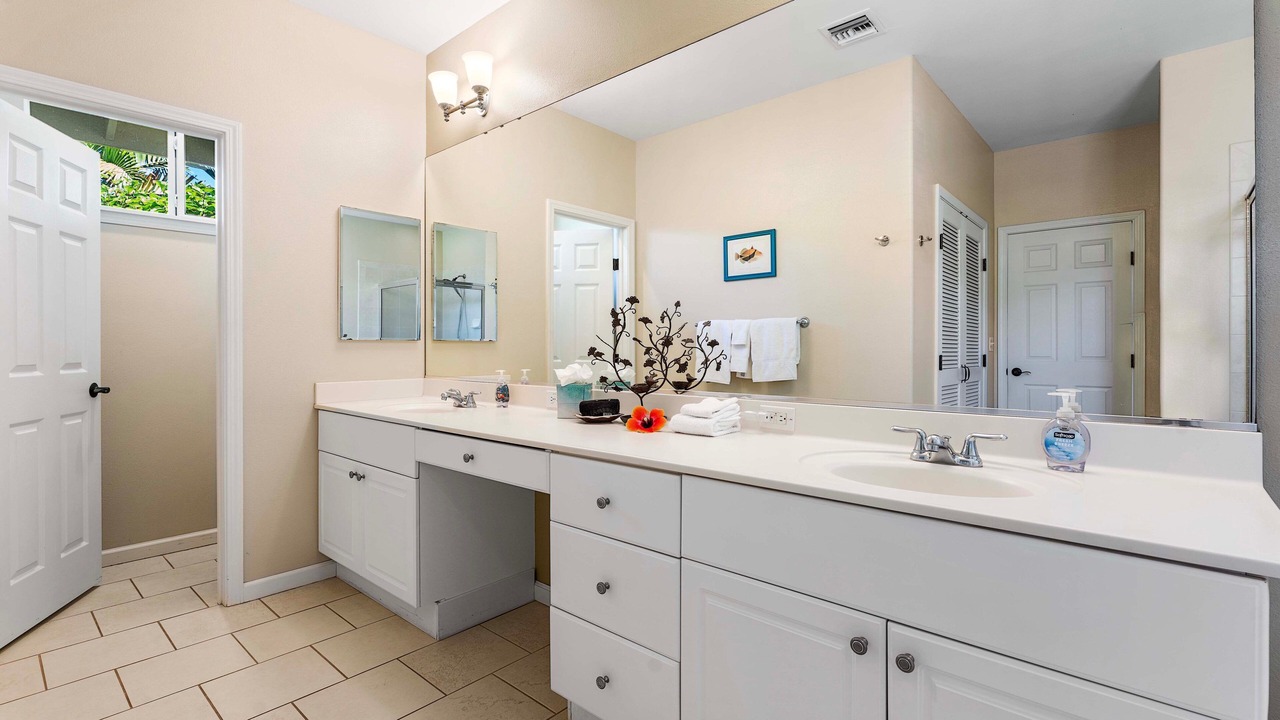 Photo of Bathroom in Kailua-Kona