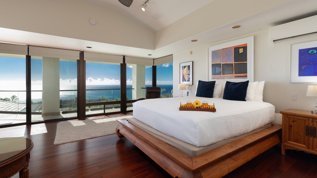 Photo of Bedroom in Kahaluu-Keauhou
