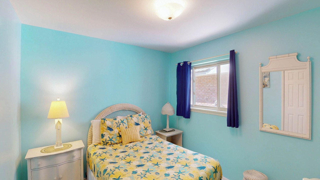Photo of Bedroom in Jekyll Island
