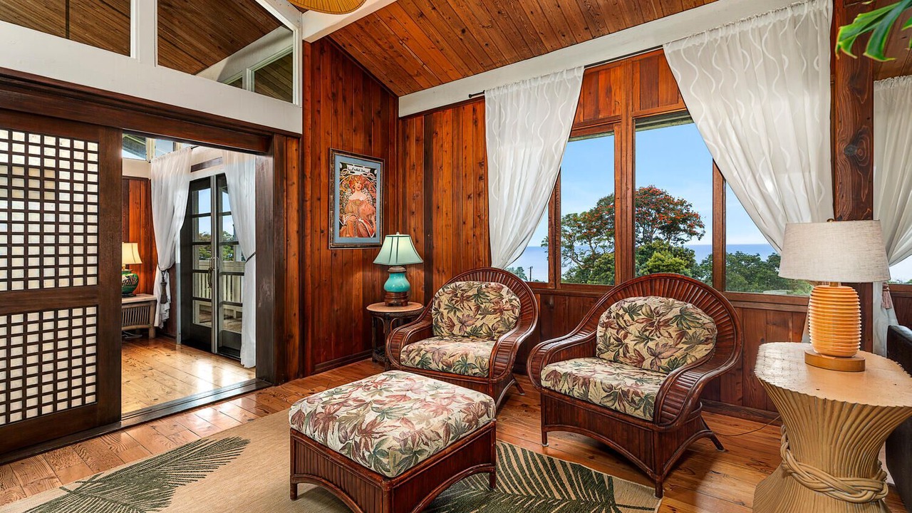 Photo of Bedroom in Holualoa