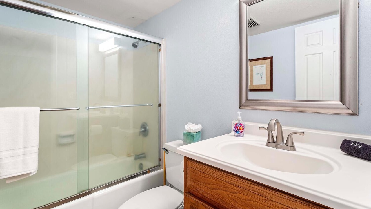 Photo of Bathroom in Historic Kailua Village
