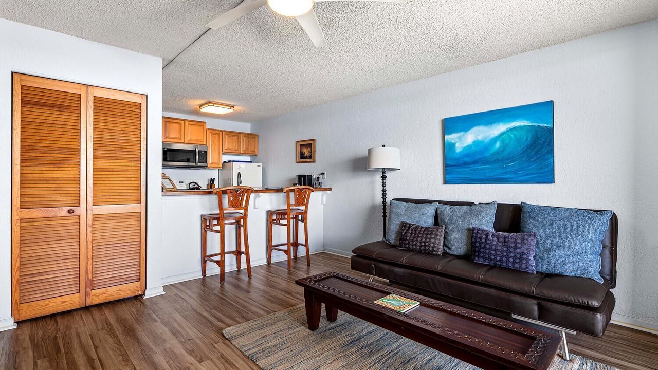 Photo of Livingroom in Historic Kailua Village