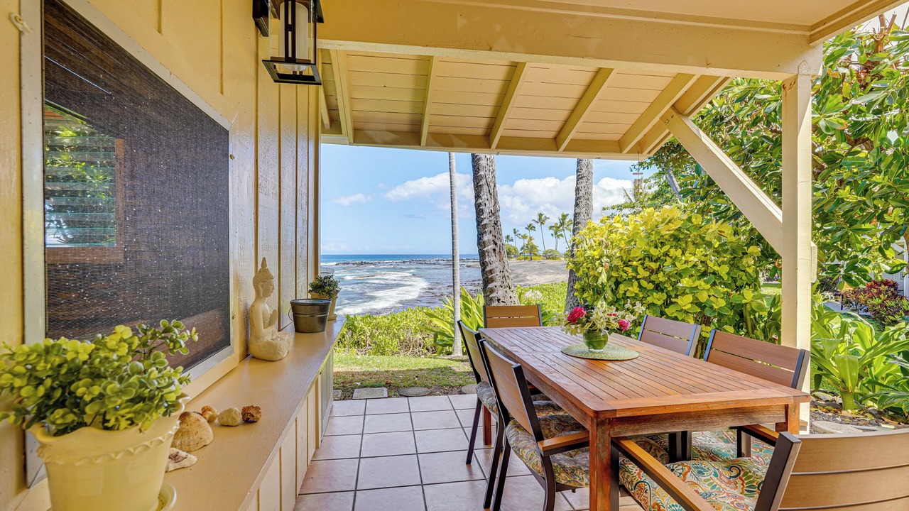 Photo of Outdoor in Kahaluu Bay