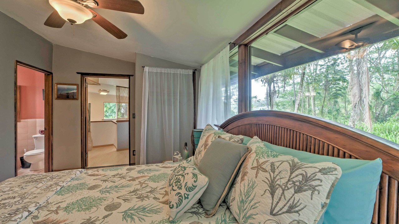 Photo of Bedroom in Keaau