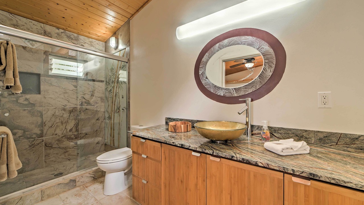 Photo of Bathroom in Keaau