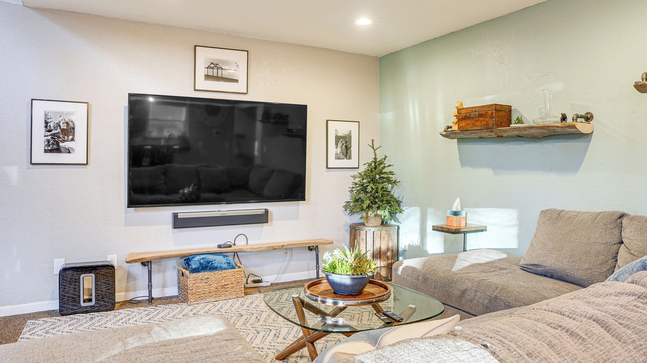 Photo of Livingroom in South Lake Tahoe