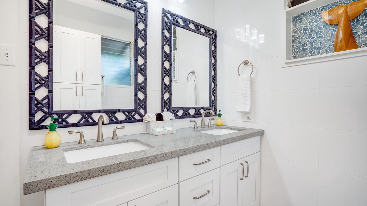 Photo of Bathroom in Haleiwa
