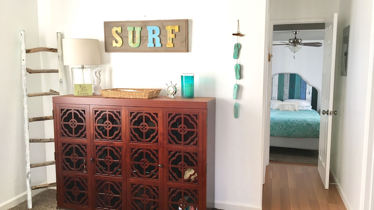 Photo of Bedroom in Haiku