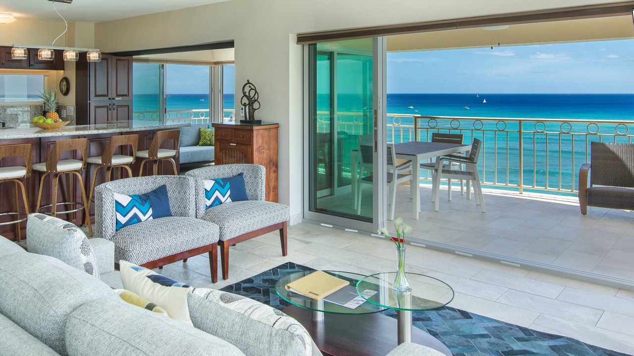 Photo of Livingroom in Waikiki