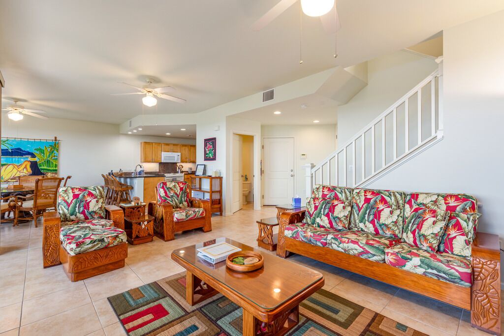 Photo of Livingroom in Kahaluu Bay