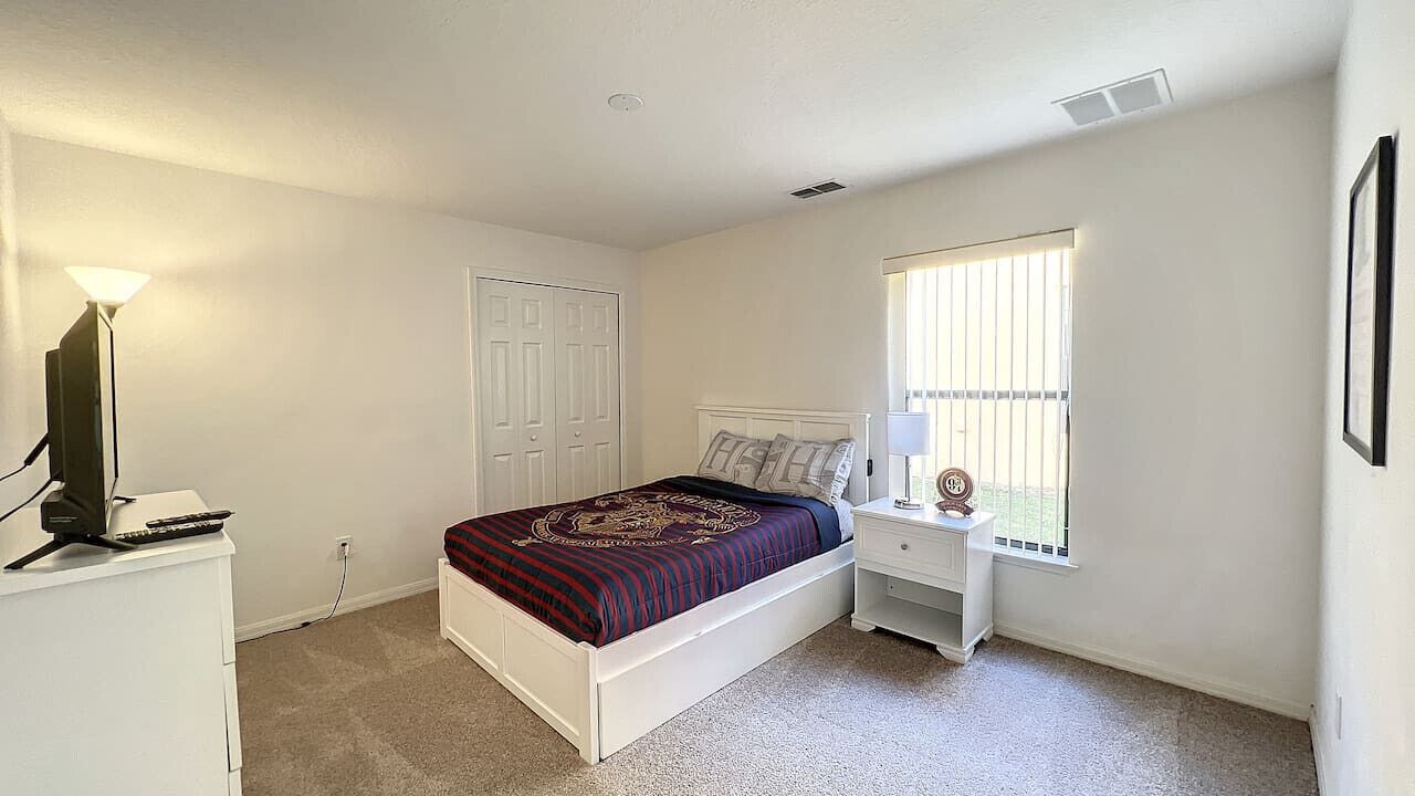 Photo of Bedroom in Legacy Park