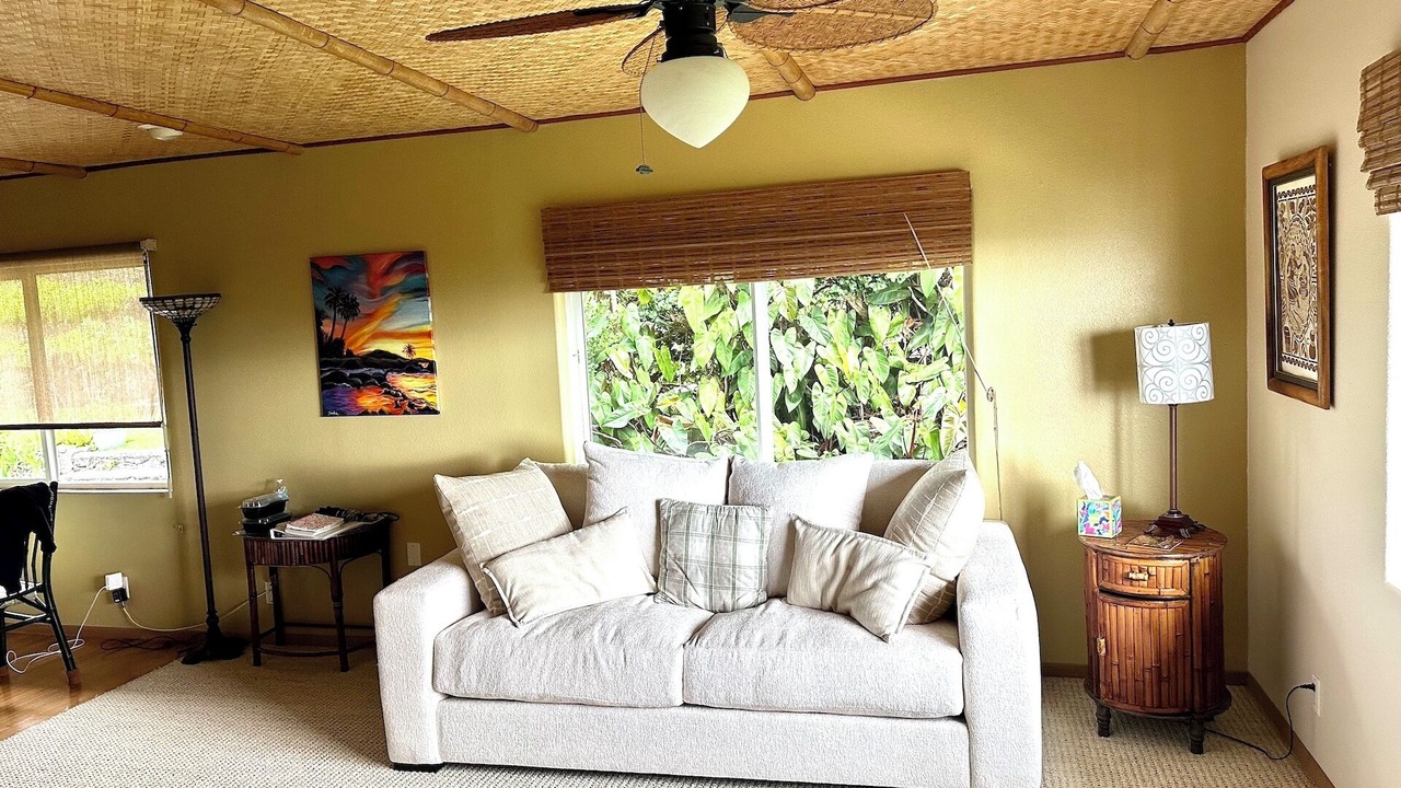 Photo of Livingroom in Kalaoa