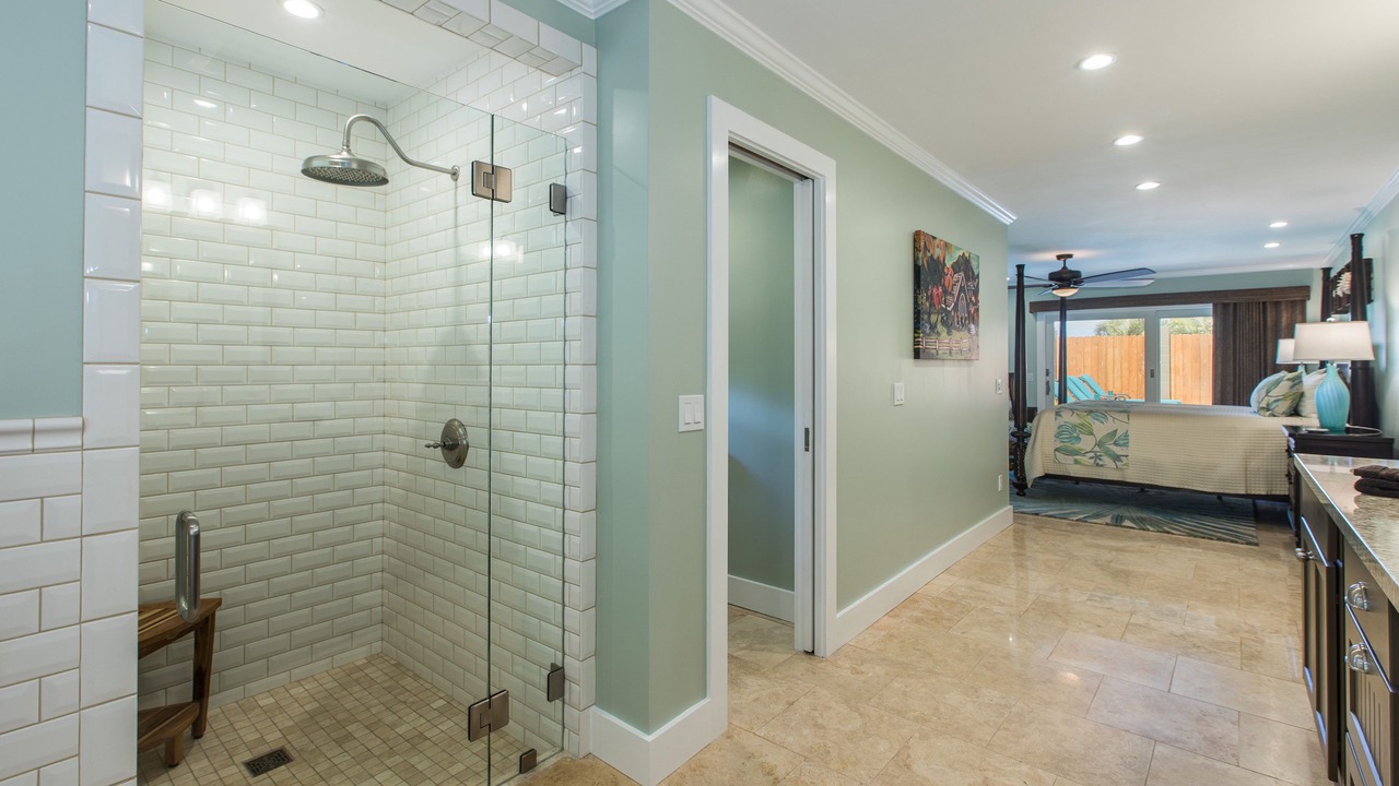 Photo of Bathroom in Poipu