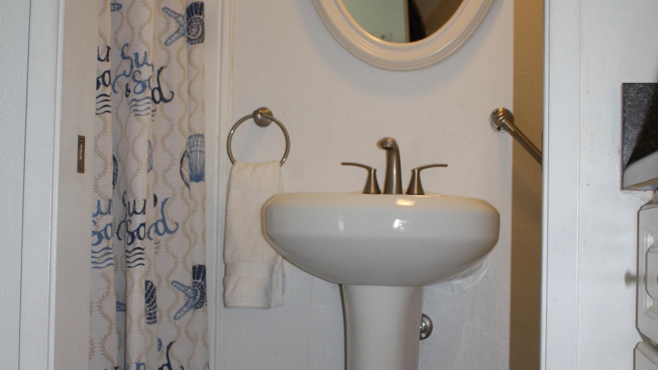 Photo of Bathroom in Historic Kailua Village