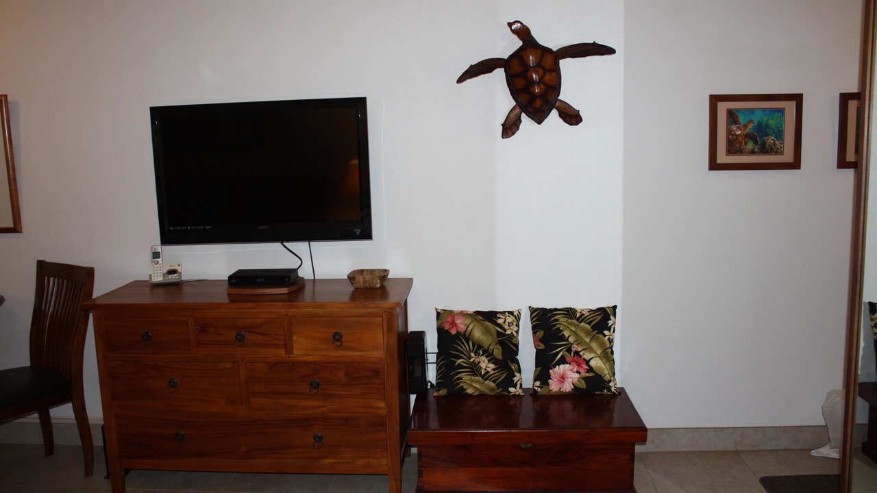 Photo of Bedroom in Historic Kailua Village