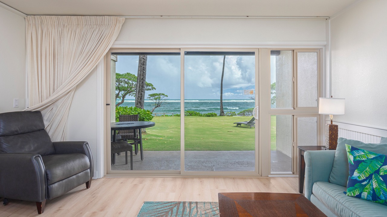 Photo of Livingroom in Wailua