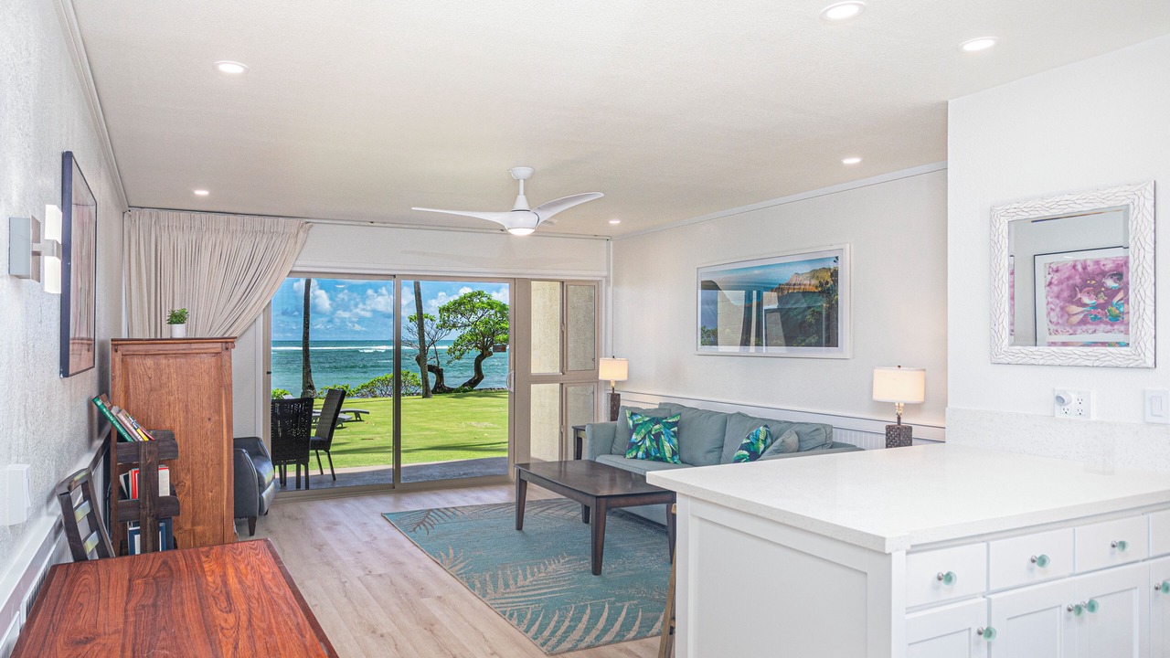 Photo of Livingroom in Wailua