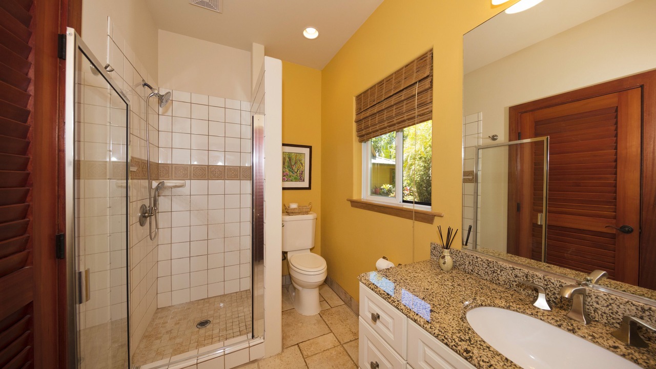 Photo of Bathroom in Keaau