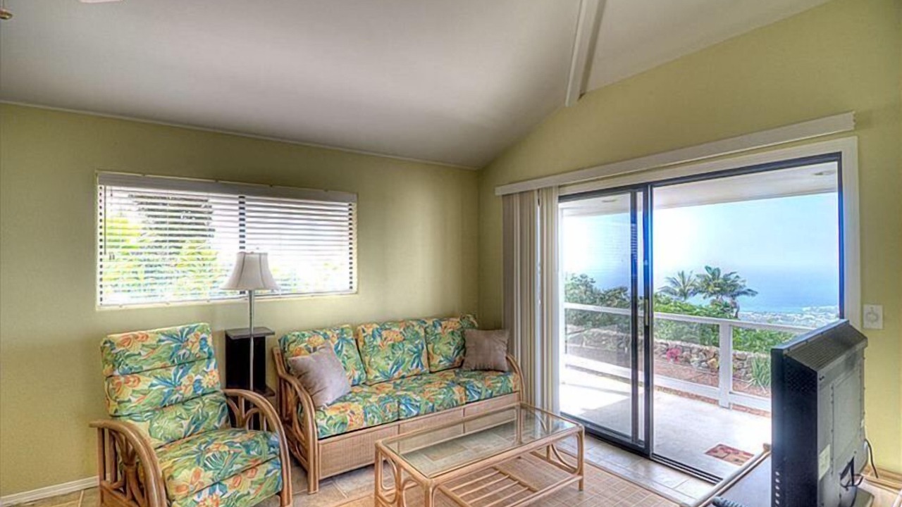 Photo of Bedroom in Holualoa