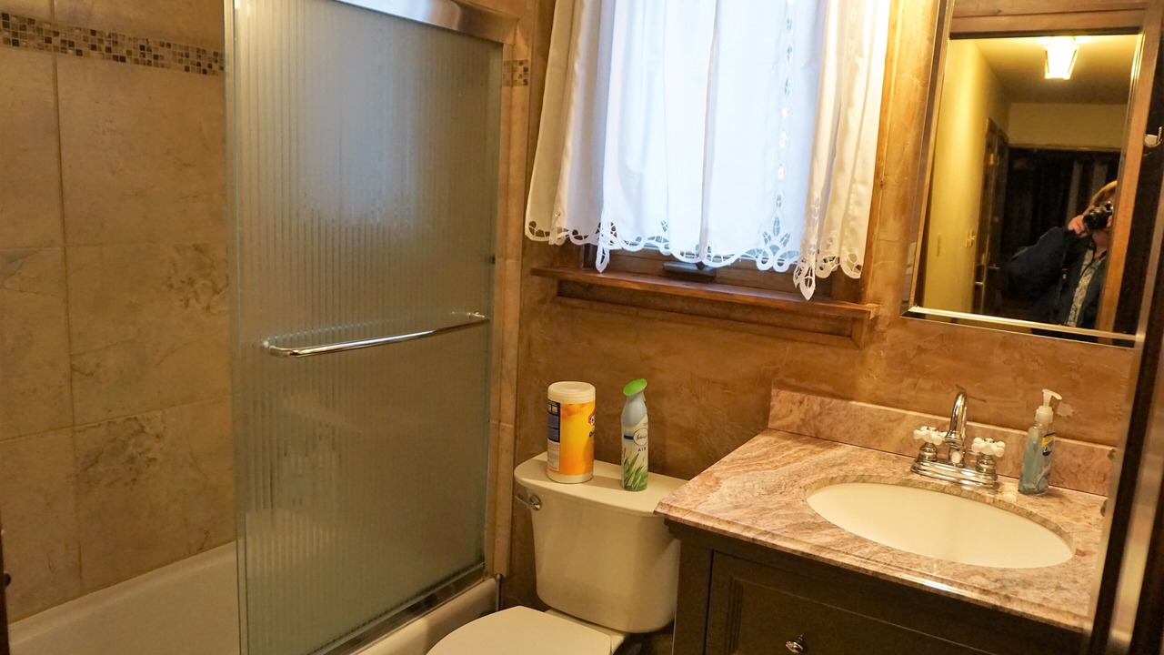 Photo of Bathroom in Hidden Valley