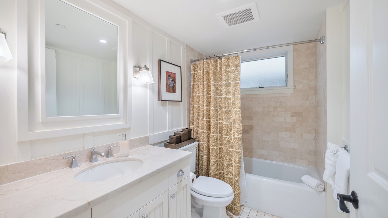 Photo of Bathroom in Kahuku
