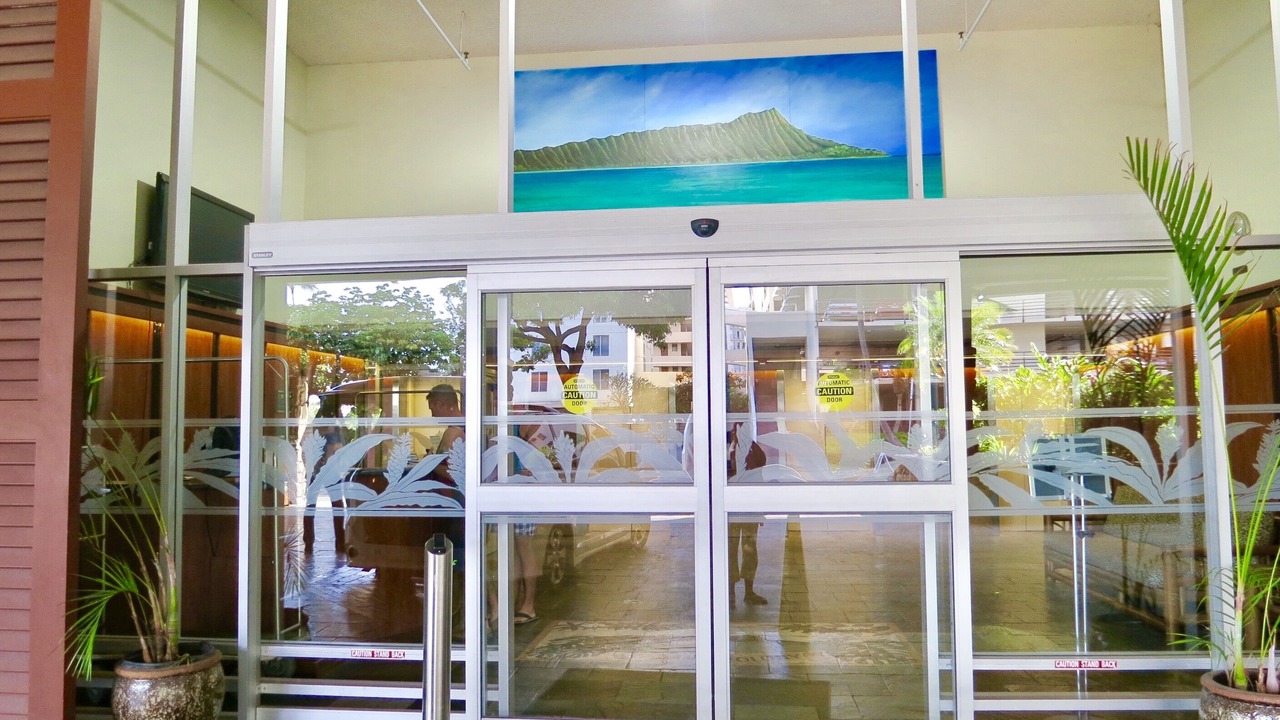 Photo of Others in Diamond Head - Kapahulu - St. Louis