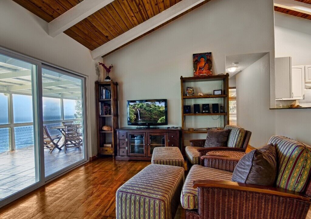 Photo of Livingroom in Waipio