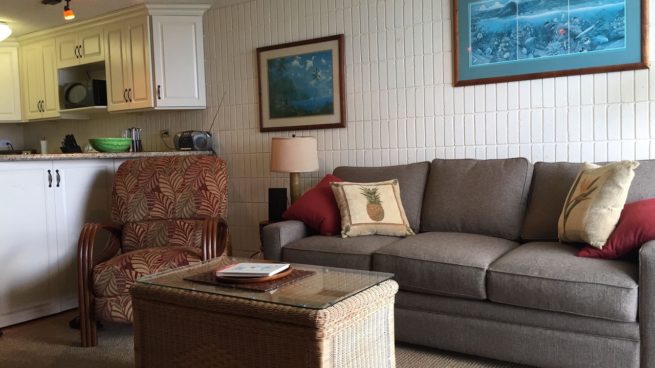 Photo of Livingroom in Punaluu