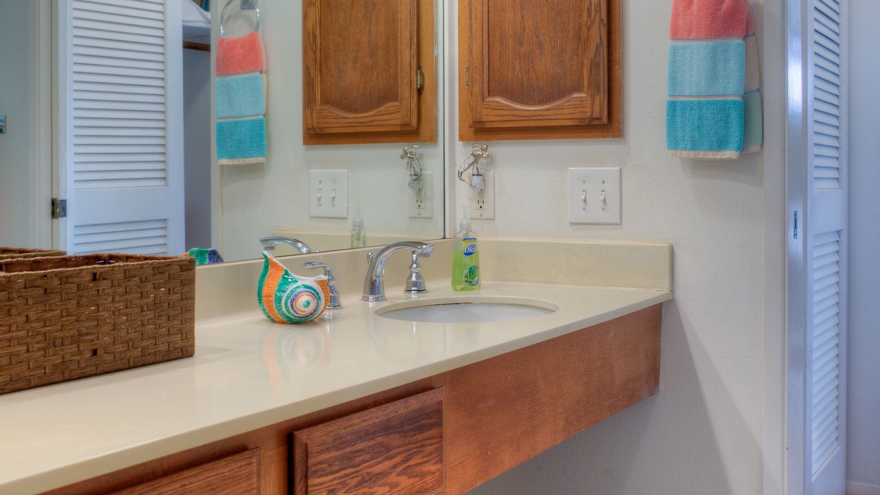 Photo of Bathroom in Maunaloa