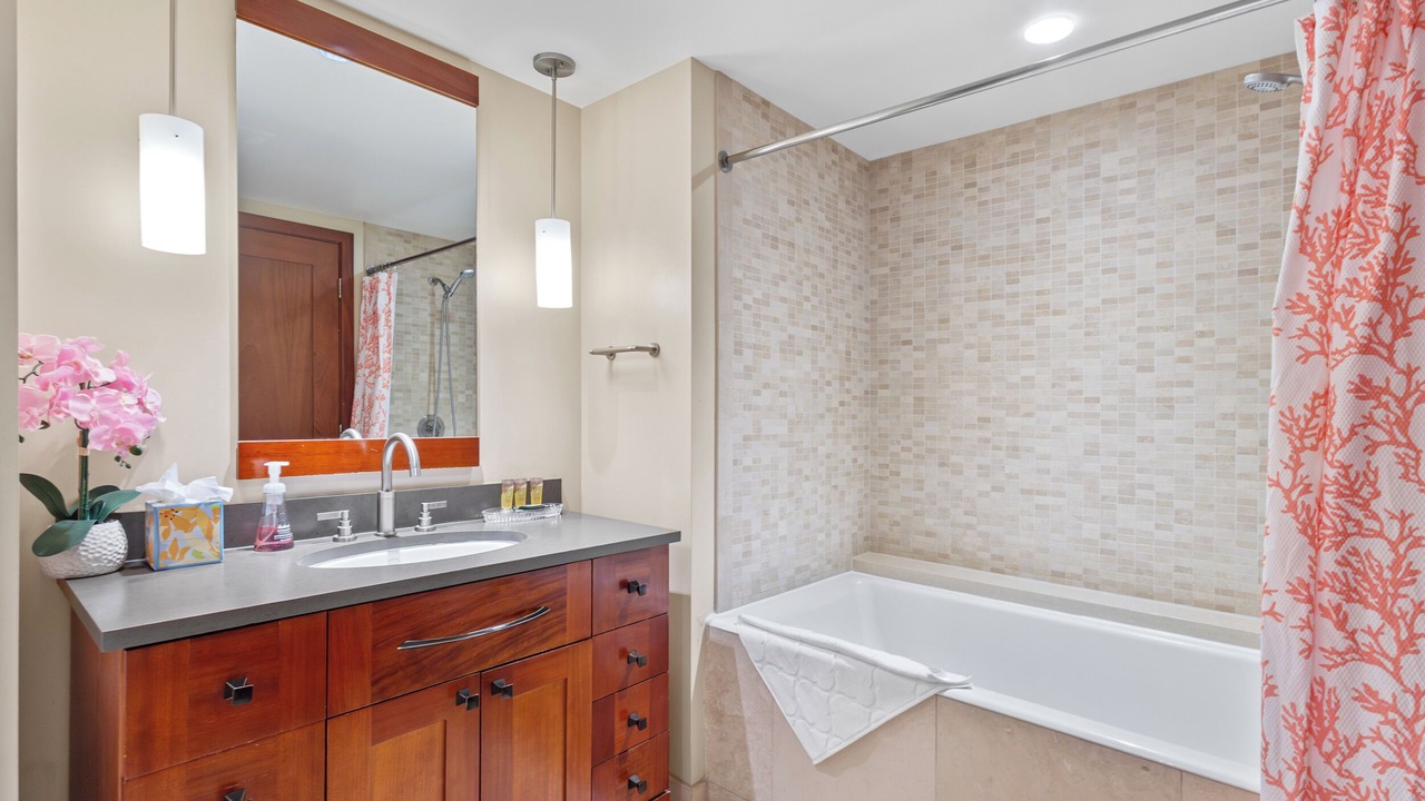 Photo of Bathroom in Ko Olina