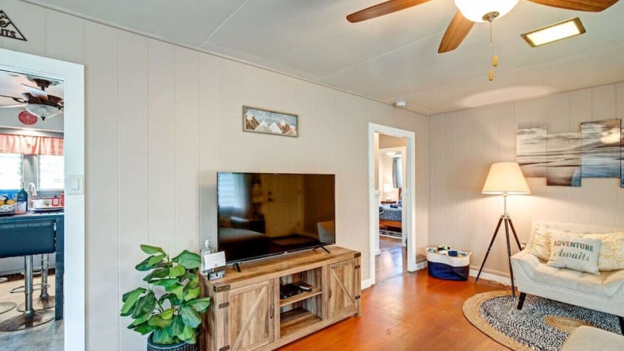 Photo of Livingroom in Hilo