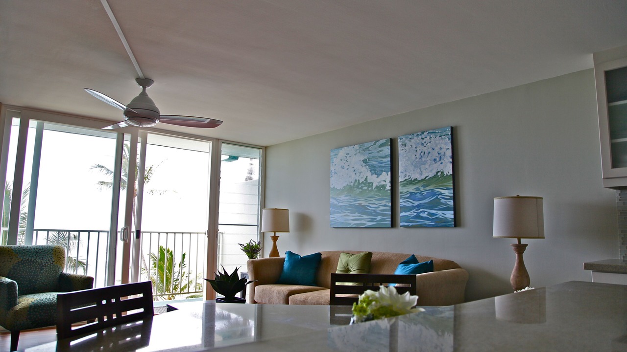 Photo of Livingroom in Punaluu