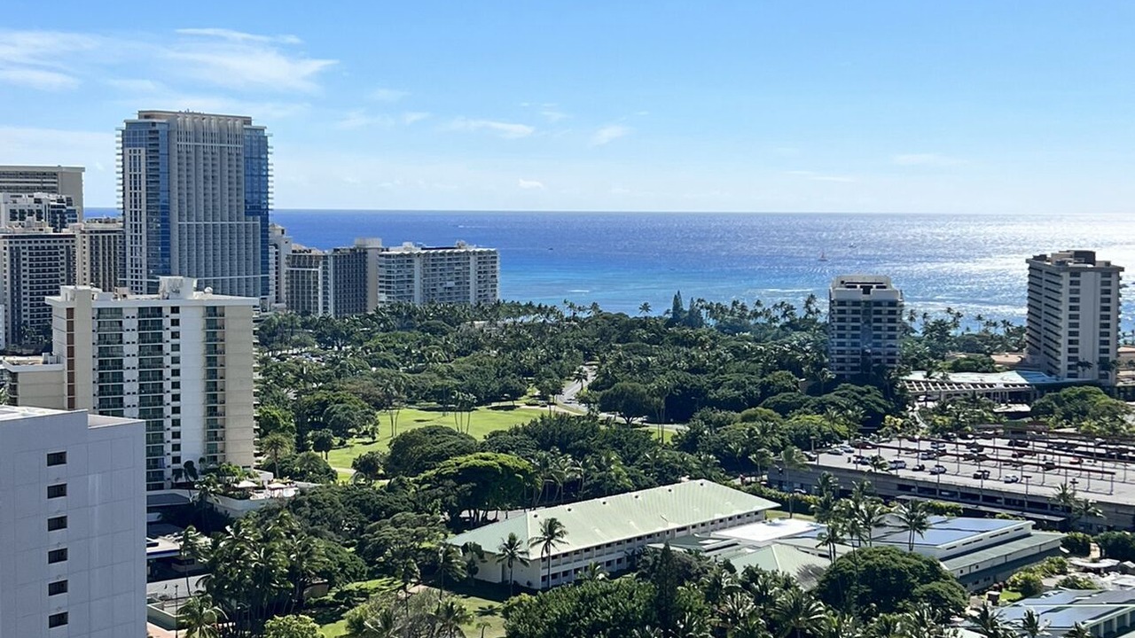Photo of Others in McCully - Moiliili