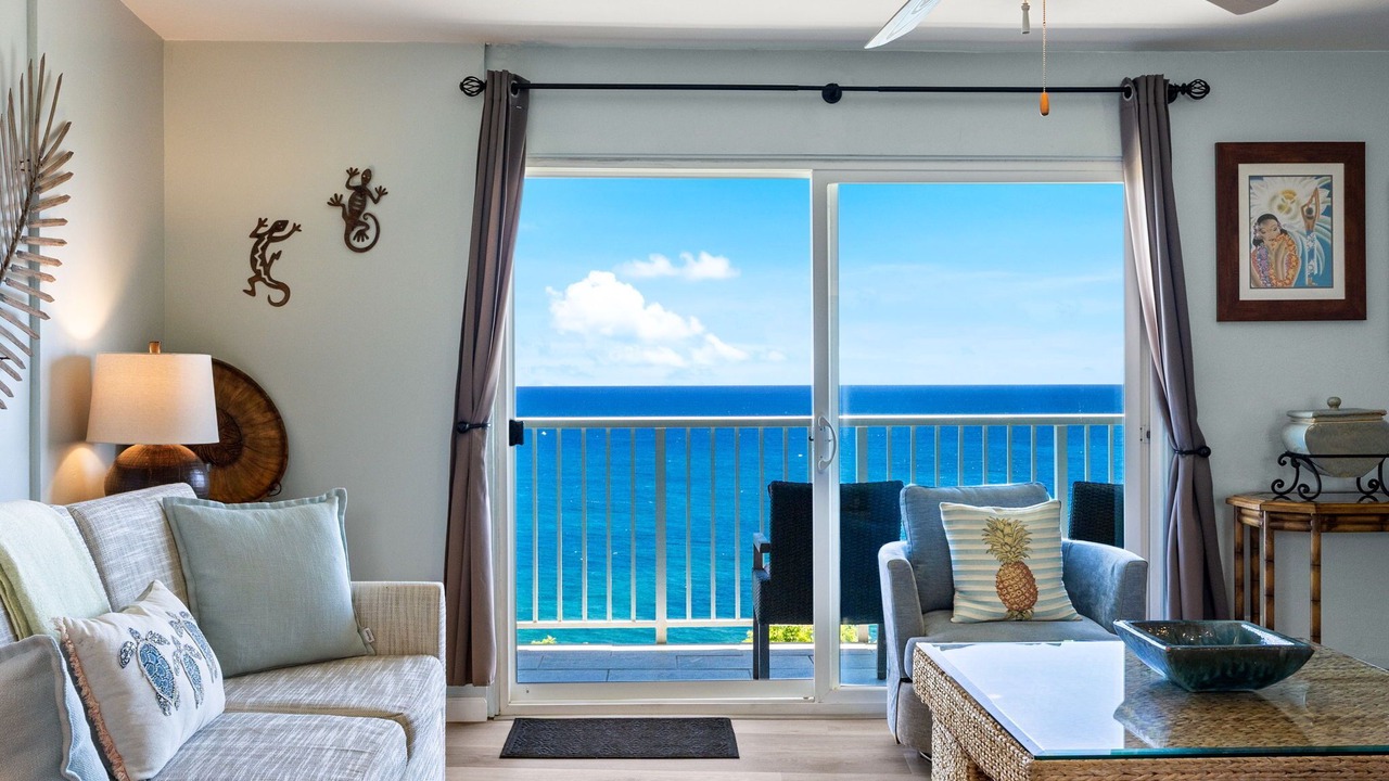 Photo of Livingroom in Princeville