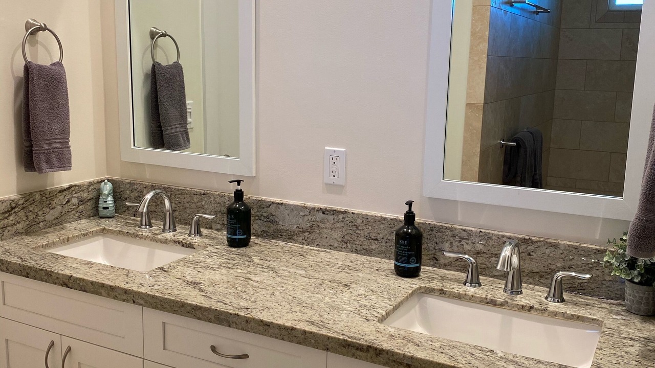Photo of Bathroom in Kahuku