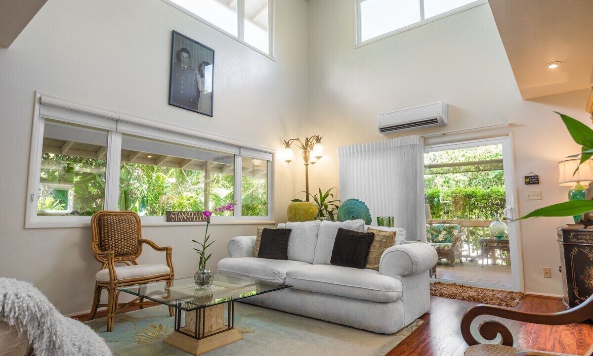 Photo of Bedroom in Ka'a'awa