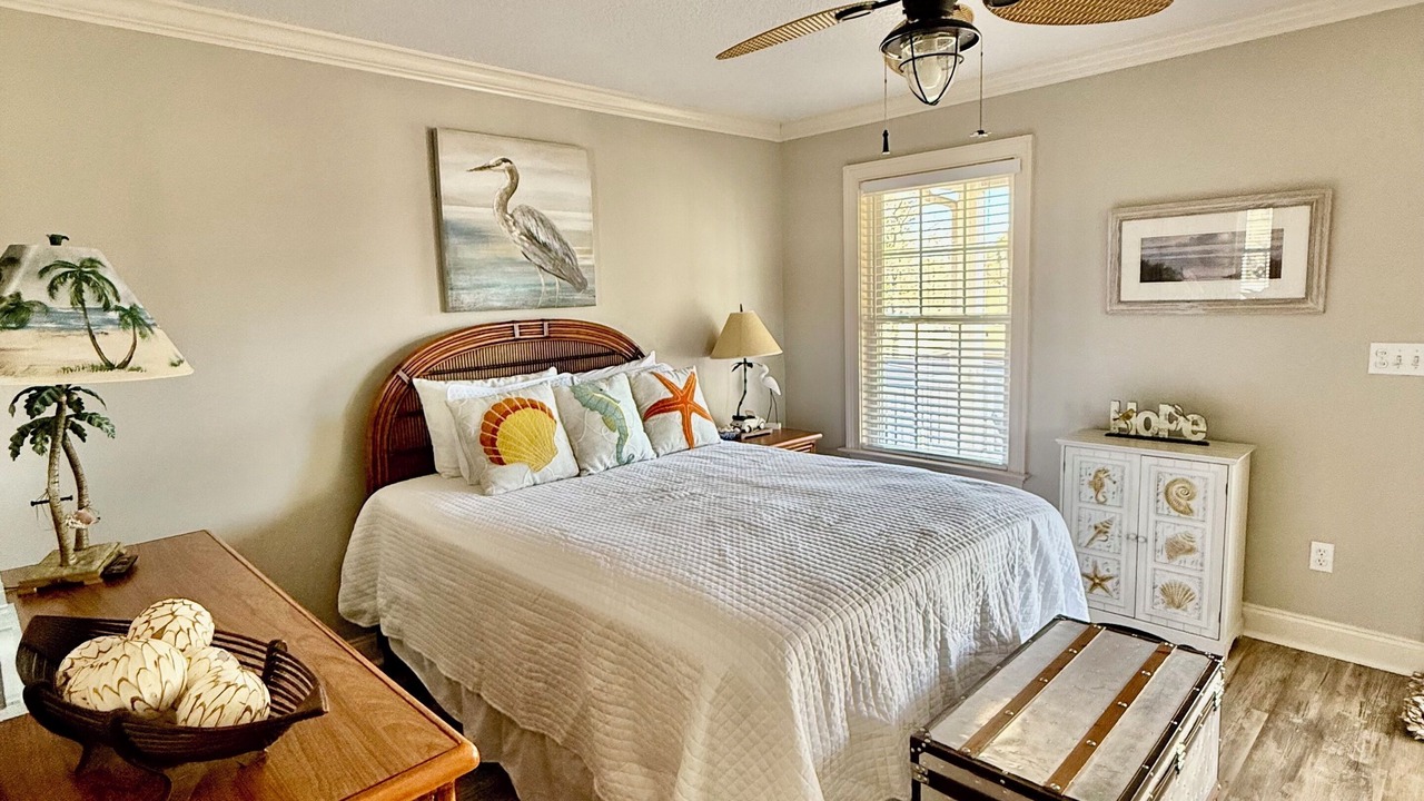 Photo of Bedroom in Surfside Beach