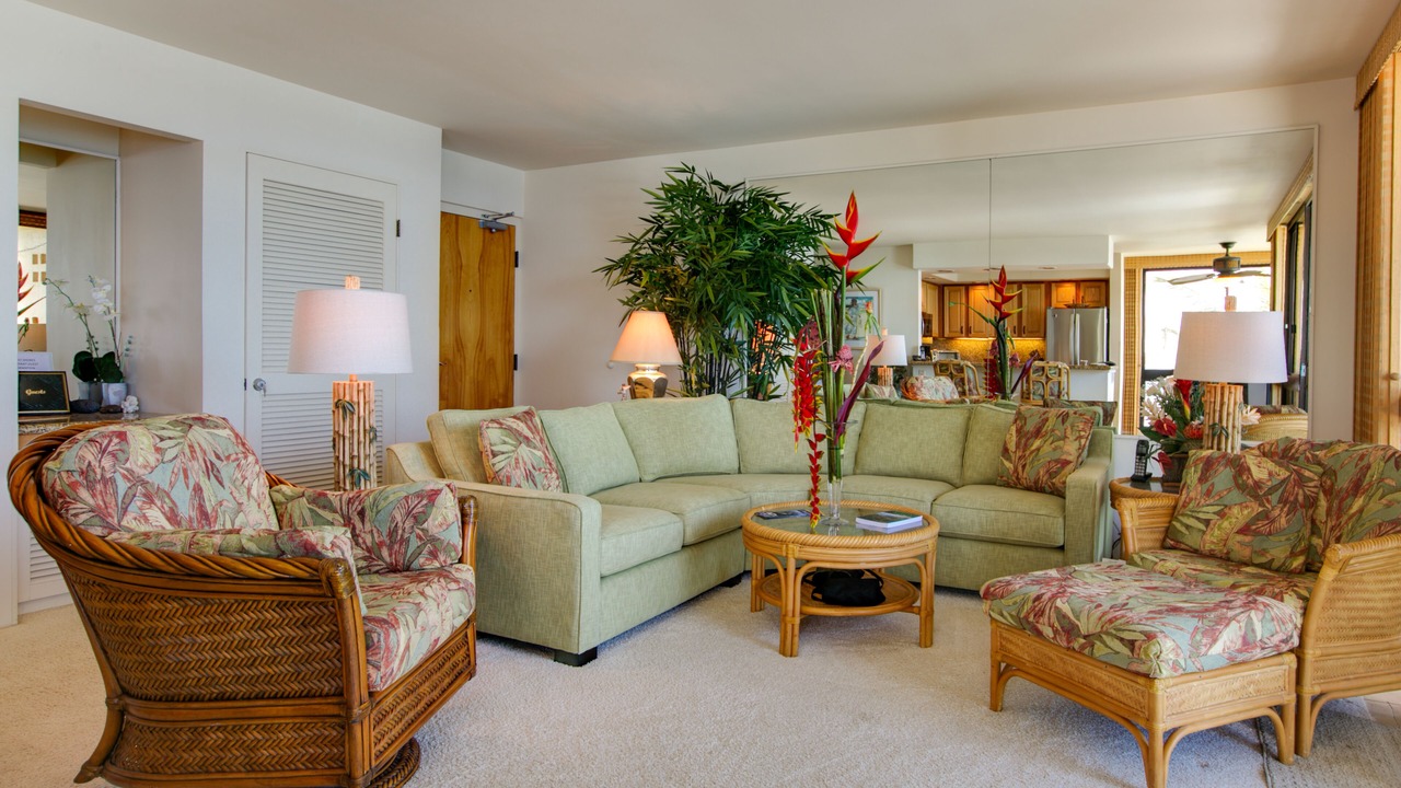 Photo of Livingroom in Poipu