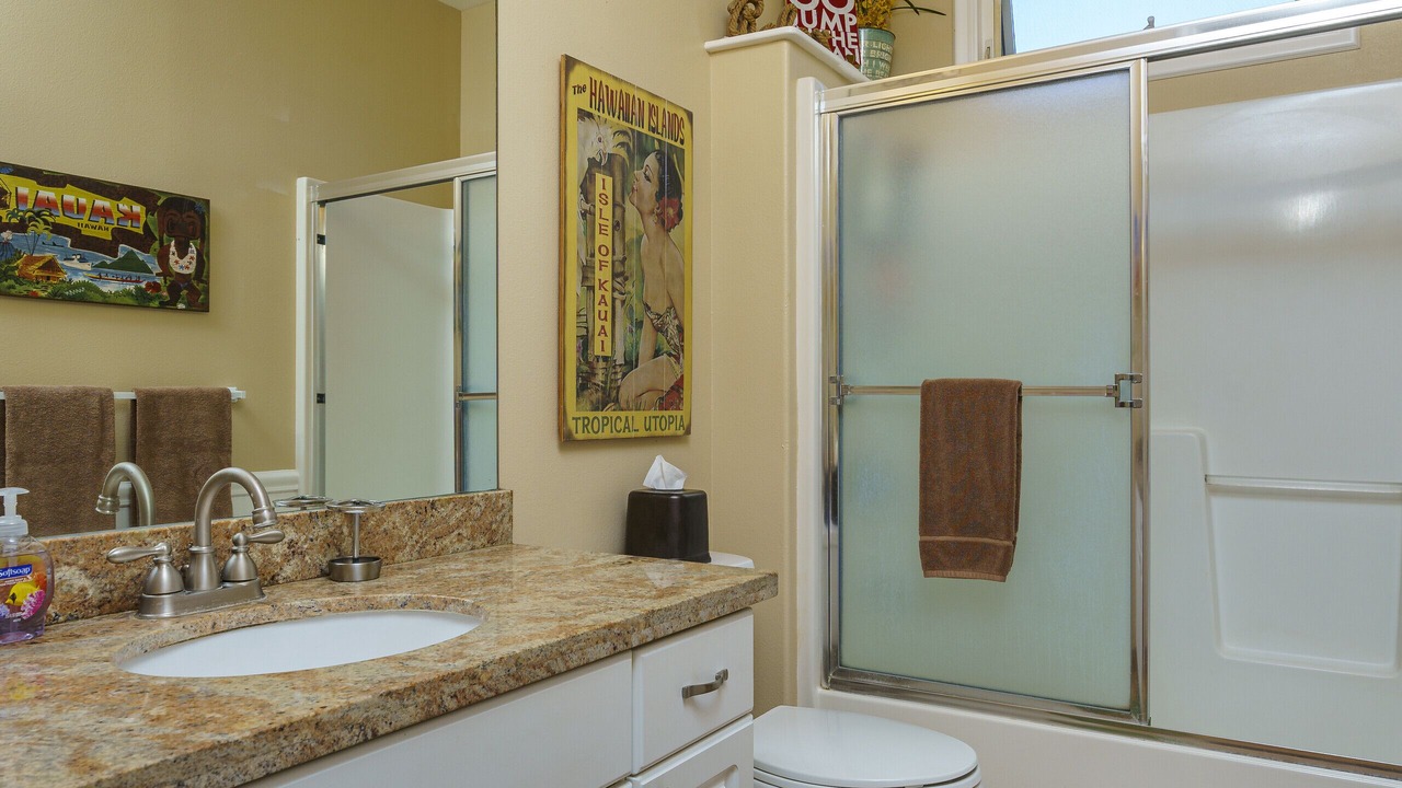 Photo of Bathroom in Koloa